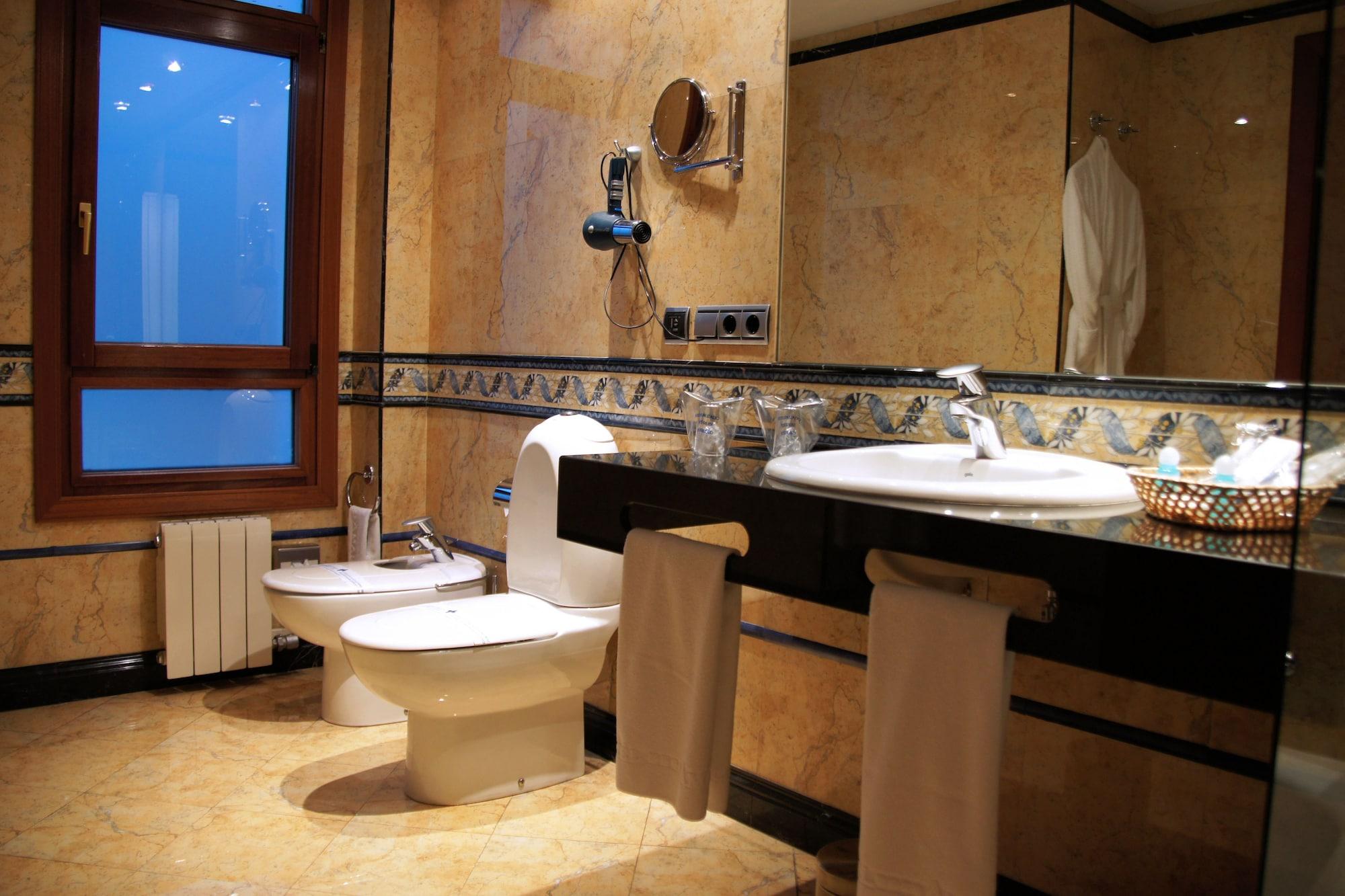 Hotel Amadeus Valladolid Kültér fotó