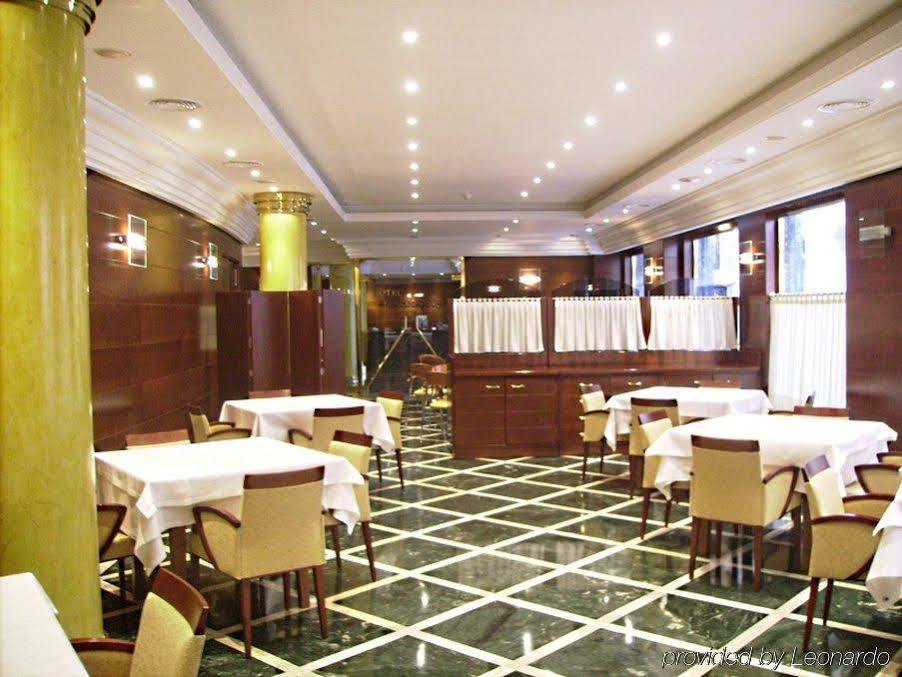 Hotel Amadeus Valladolid Étterem fotó